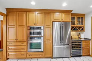 2385 Buckingham Pl, Brookfield, WI 53045 - Photo 19