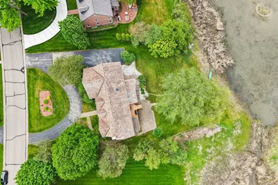 2385  Buckingham Pl, Brookfield, WI 53045 - Photo 79