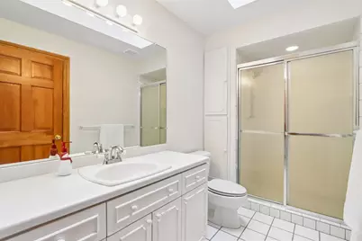 2385  Buckingham Pl, Brookfield, WI 53045 - Photo 47