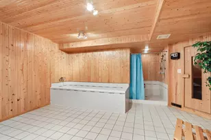 2385 Buckingham Pl, Brookfield, WI 53045 - Photo 61