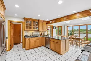 2385 Buckingham Pl, Brookfield, WI 53045 - Photo 15