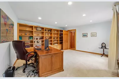 2385  Buckingham Pl, Brookfield, WI 53045 - Photo 21