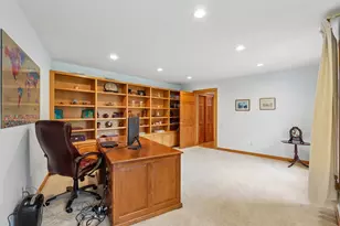 2385 Buckingham Pl, Brookfield, WI 53045 - Photo 21