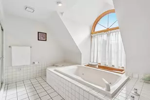 2385 Buckingham Pl, Brookfield, WI 53045 - Photo 37