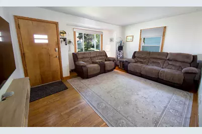 2561 S 70th St, Milwaukee, WI 53219 - Photo 3