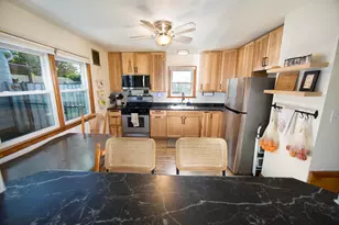 2561 S 70th St, Milwaukee, WI 53219 - Photo 7