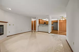 6906 Dale Dr, Racine, WI 53402 - Photo 5