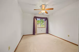 6906 Dale Dr, Racine, WI 53402 - Photo 13