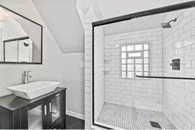 4709 N Cramer St, Whitefish Bay, WI 53211 - Photo 29