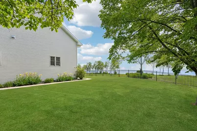 4635 S 10th St, Manitowoc, WI 54220 - Photo 49