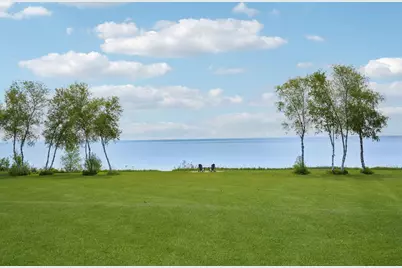 4635 S 10th St, Manitowoc, WI 54220 - Photo 47