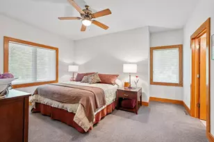 12302 N Madero Dr, Mequon, WI 53092 - Photo 25