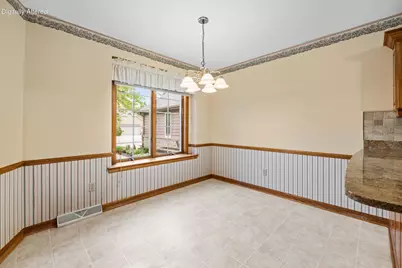7519 W Mallory Way, Franklin, WI 53132 - Photo 23