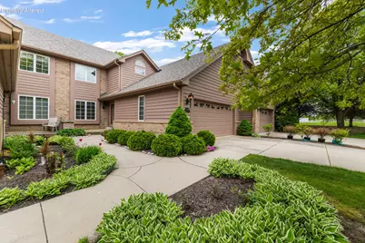 7519 W Mallory Way, Franklin, WI 53132 - Photo 1