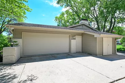 1085  Longwood Ave, Elm Grove, WI 53122 - Photo 39