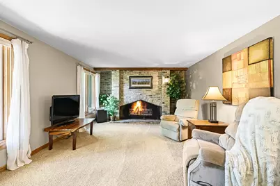 1085  Longwood Ave, Elm Grove, WI 53122 - Photo 27