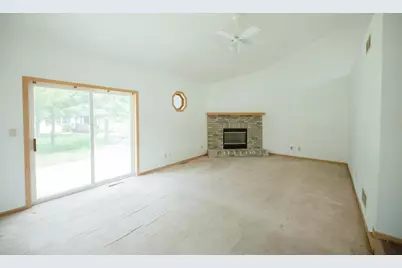 N171W20130  Highland Rd, Jackson, WI 53037 - Photo 9