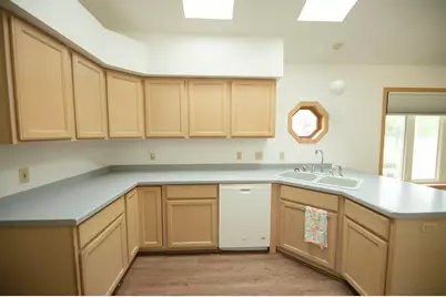N171W20130  Highland Rd, Jackson, WI 53037 - Photo 7