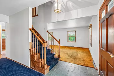 14745  Timberidge Trl, Brookfield, WI 53005 - Photo 9