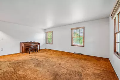 14745  Timberidge Trl, Brookfield, WI 53005 - Photo 13