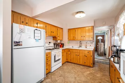 1479 S 93rd St, West Allis, WI 53214 - Photo 11