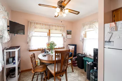 1479 S 93rd St, West Allis, WI 53214 - Photo 15