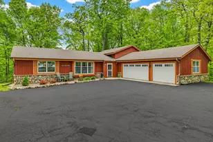 1820 Candlewood Ln, Richfield, WI 53076 - Photo 1