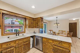 1820 Candlewood Ln, Richfield, WI 53076 - Photo 7