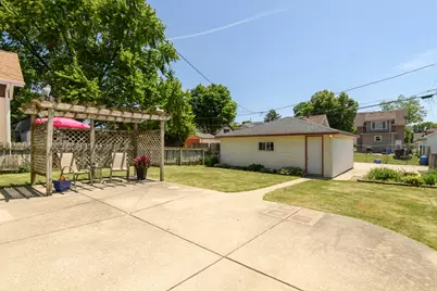 217  Harrison Ave, Waukesha, WI 53186 - Photo 21