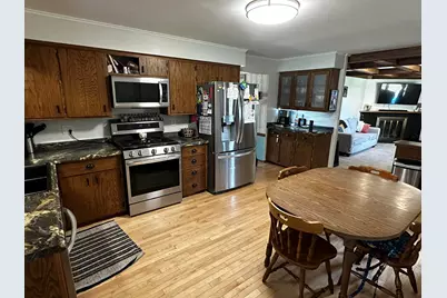 2424 W Mark Dr, Sheboygan, WI 53083 - Photo 5