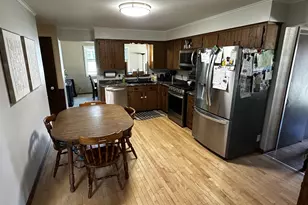 2424 W Mark Dr, Sheboygan, WI 53083 - Photo 7