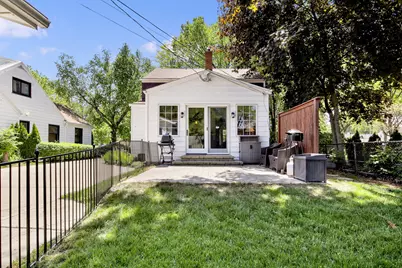 1012 E Hampton Rd, Whitefish Bay, WI 53217 - Photo 17