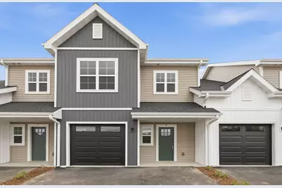 1364  Marigold Dr #2, Fort Atkinson, WI 53538 - Photo 3