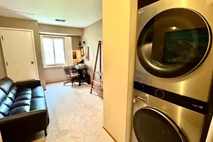 12990 W Bluemound Rd, Elm Grove, WI 53122 - Photo 17