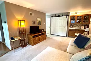 12990 W Bluemound Rd, Elm Grove, WI 53122 - Photo 25