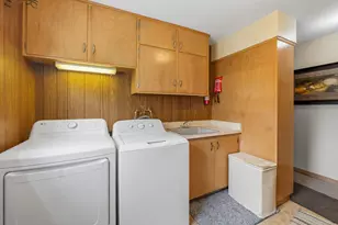 608 N 40th St, Sheboygan, WI 53081 - Photo 17