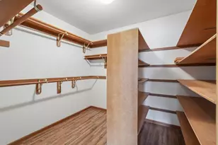 7234 N Green Bay Ave, Glendale, WI 53209 - Photo 31
