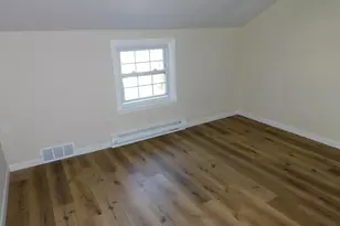 4501 W 5 Mile Rd, Racine, WI 53108 - Photo 13