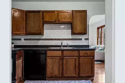 1301  30th St, La Crosse, WI 54601 - Photo 11