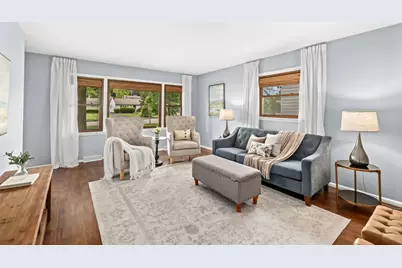 2228 N 116th St, Wauwatosa, WI 53226 - Photo 9