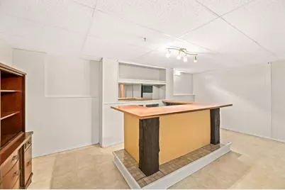 2228 N 116th St, Wauwatosa, WI 53226 - Photo 33