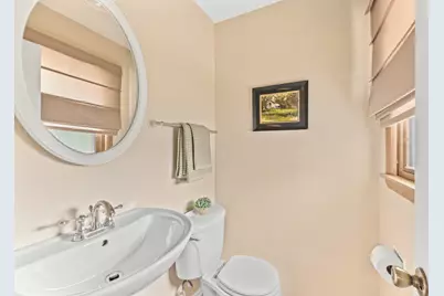 2228 N 116th St, Wauwatosa, WI 53226 - Photo 19