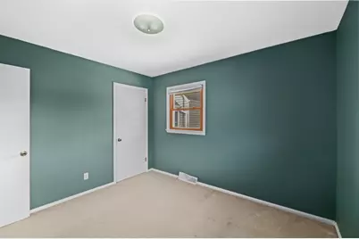 2228 N 116th St, Wauwatosa, WI 53226 - Photo 23