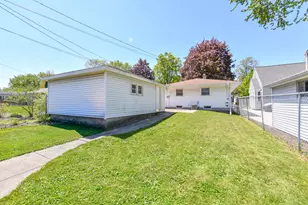 2228 N 116th St, Wauwatosa, WI 53226 - Photo 37