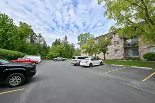 1730 W Green Tree Rd, Glendale, WI 53209 - Photo 27