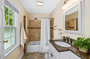 2760 N Hartung Ave, Milwaukee, WI 53210 - Photo 31