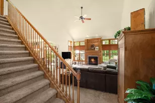 S71W12903 Tess Corners Dr, Muskego, WI 53150 - Photo 5