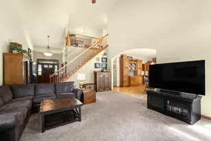 S71W12903 Tess Corners Dr, Muskego, WI 53150 - Photo 7
