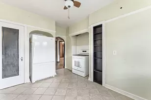 3208 N 50th St, Milwaukee, WI 53216 - Photo 9