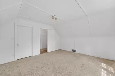 3427 N Cramer St, Milwaukee, WI 53211 - Photo 17